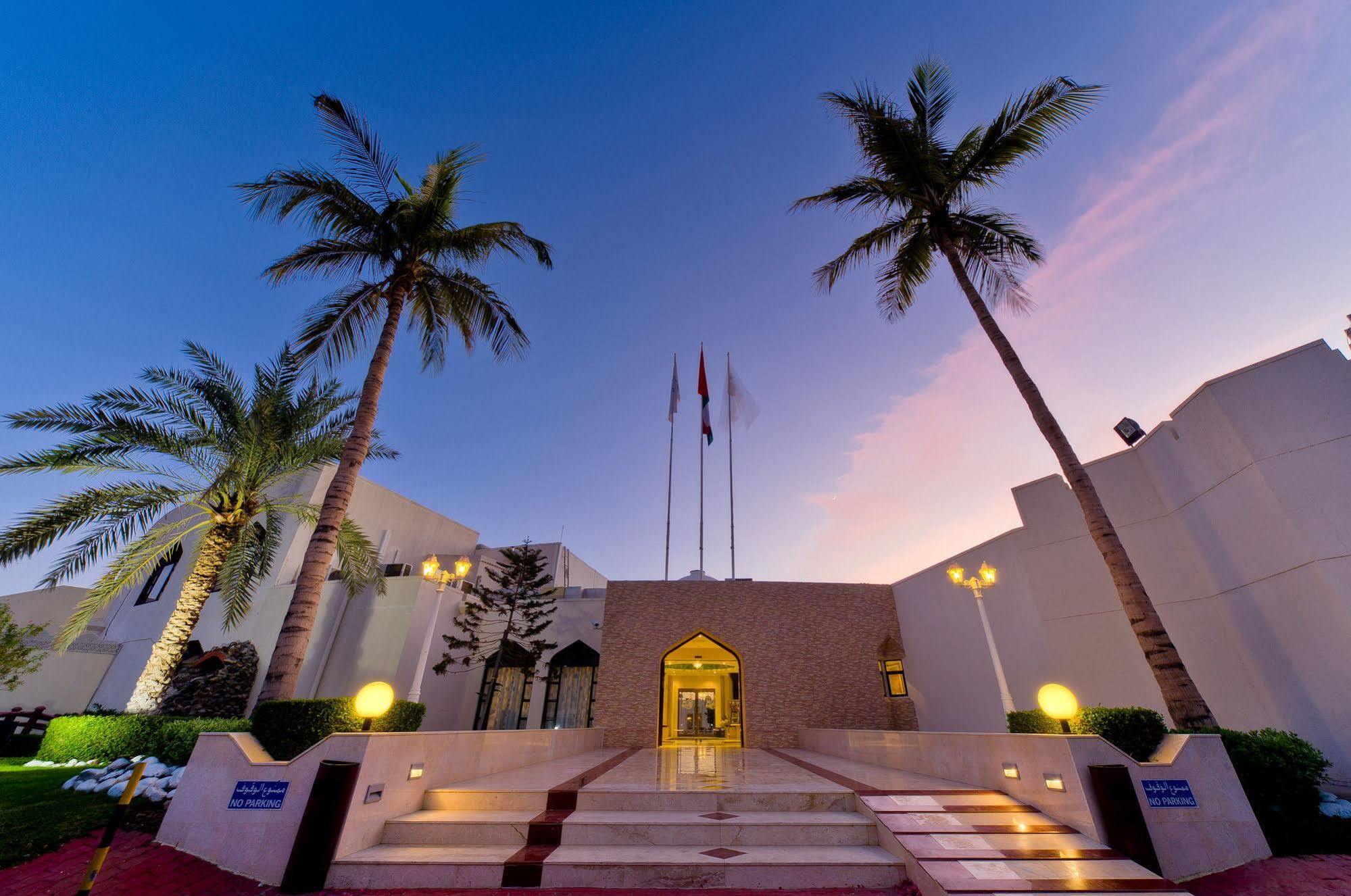 Al Wadi Hotel Sohar Esterno foto